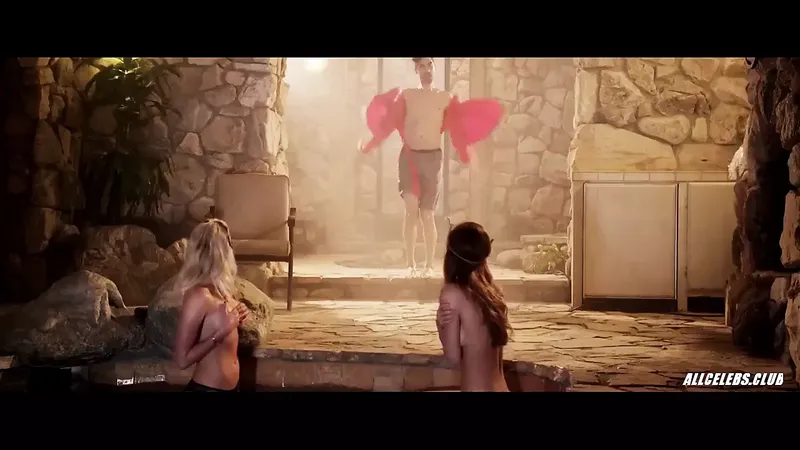 希瑟佩奇科恩和薩曼莎斯圖爾特在單身漢……