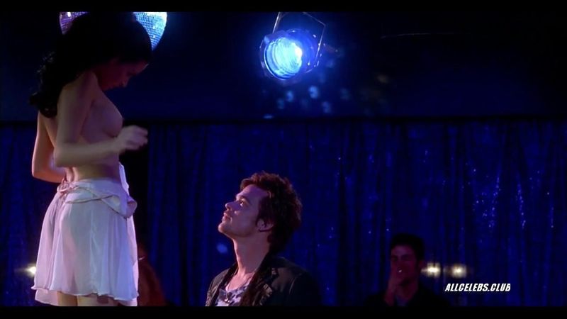 夏洛特·阿雅娜在藍鬣蜥跳舞：高清色情 0f