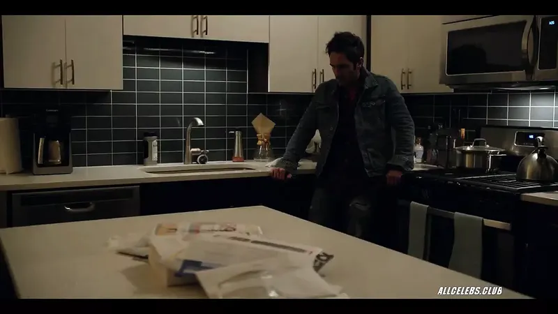 Aislinn Derbez 在 Easy – S01e04，免費高清色情 b6: