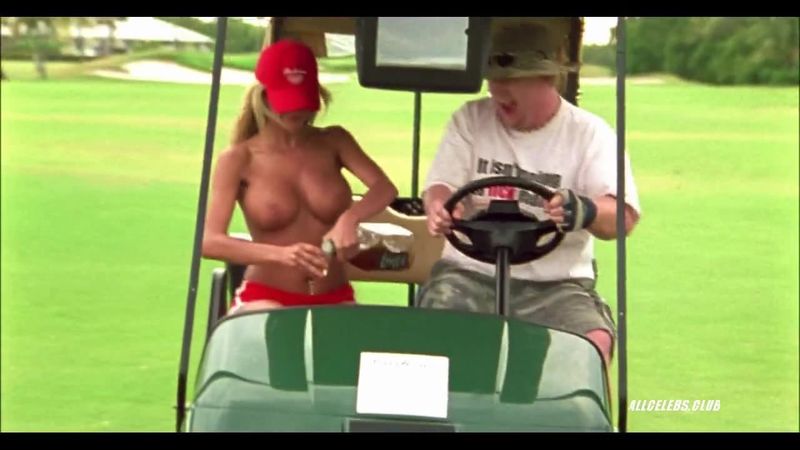 Claudia Costa 和 Paula Labaredas 在 單身派對 2