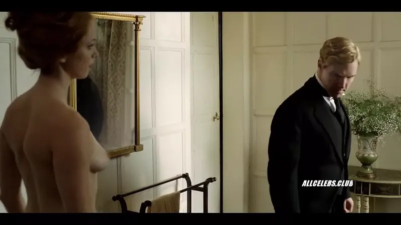 Rebecca Hall 在遊行結束 – S01e02，高清色情 fb: