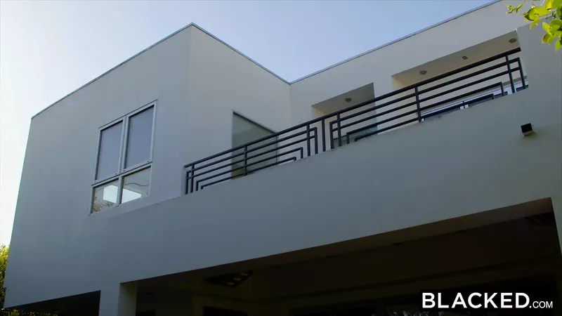 Blacked Blonde Nympho is on Prowl for BBC Tonight