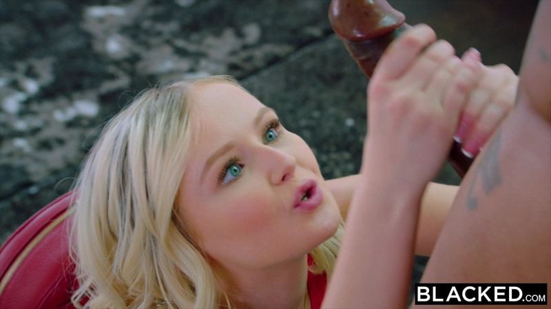 Blacked – 這個嬌小的金發女郎只有 BBC 的眼睛：色情 a1