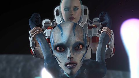 一個外星人被穿著宇航服的太空女…