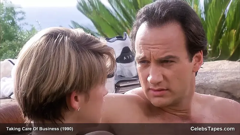 Loryn Locklin 在 性感的 比基尼 免費的 免費的 移動 性感的 hd 色情