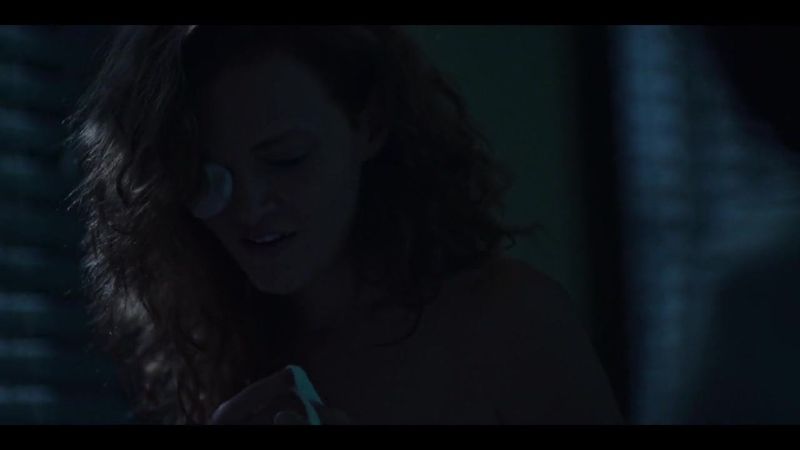 Madeline Brewer – 使女的故事 S01e01 2017：色情 90