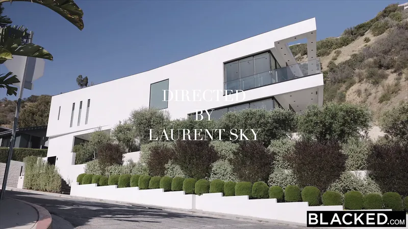 塗黑華麗的嬌嬌小嘆調吞噬了安東的每一寸