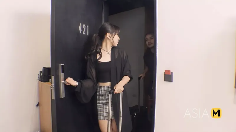 Modelmedia 亞洲-飢渴酒店-蘭向婷-mdht-0008-最佳亞洲原創視頻