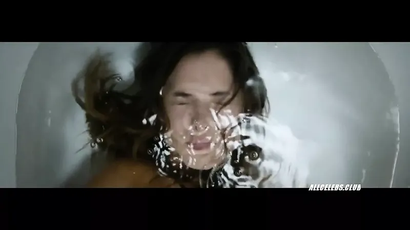 Natalie Krill 和 Mayko Nguyen 在她的嘴下：色情 20